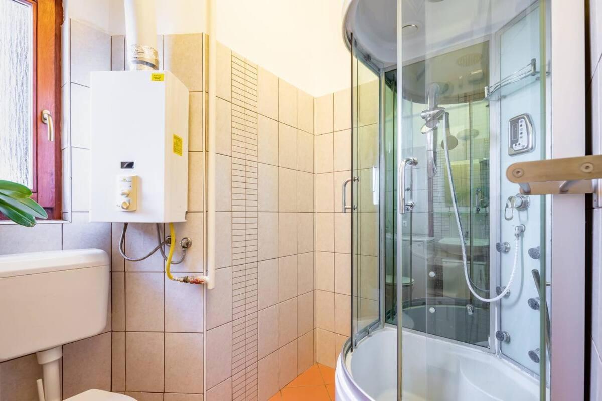 Vamhaz Boulevard Apartments Budapest Eksteriør bilde