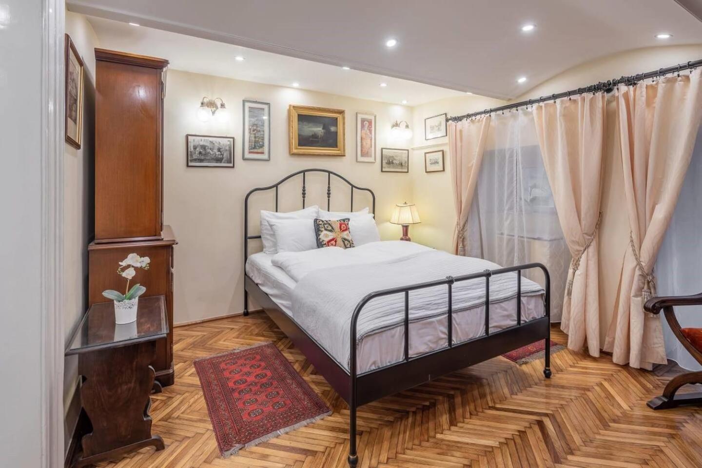 Vamhaz Boulevard Apartments Budapest Eksteriør bilde