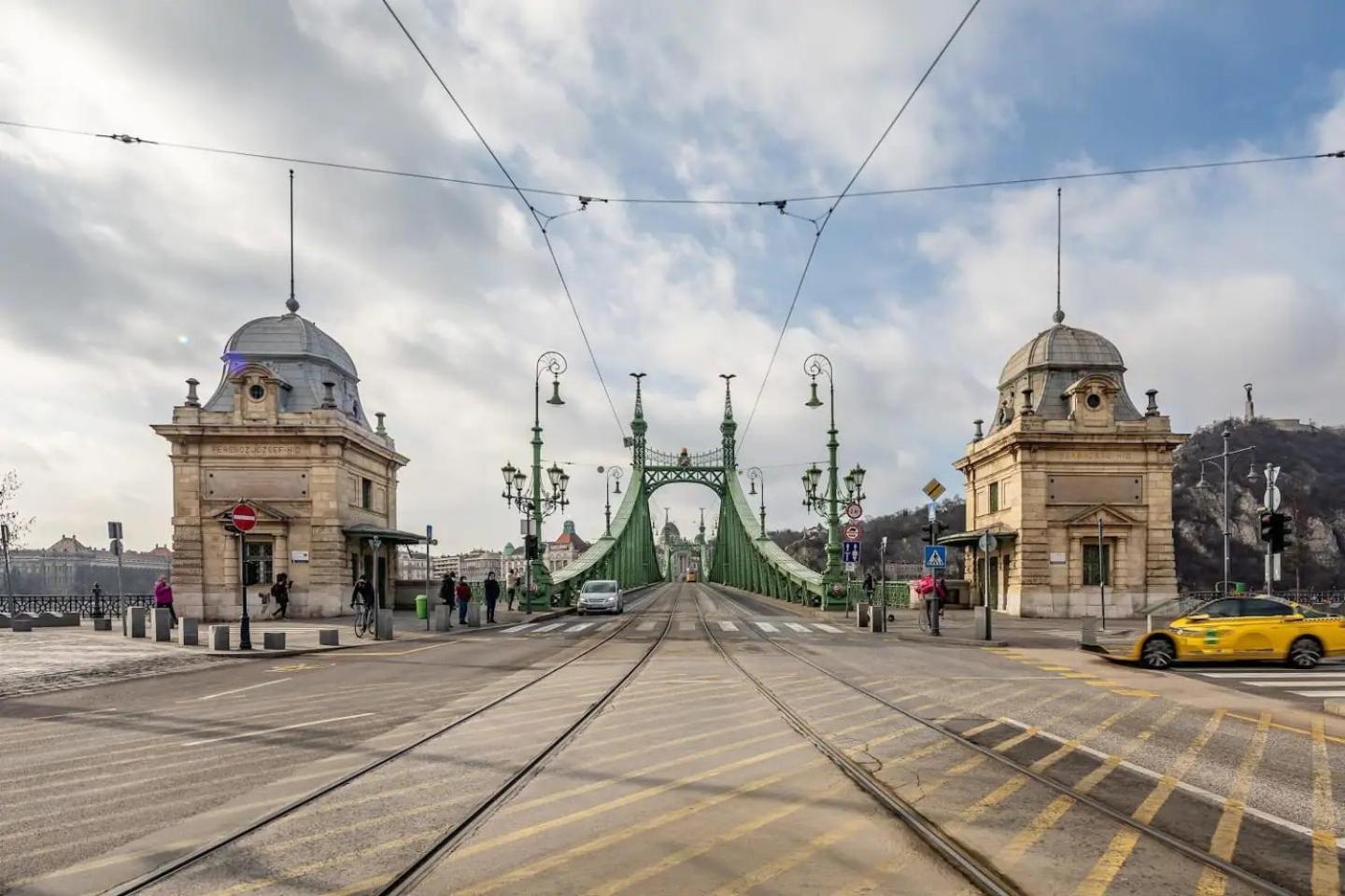 Vamhaz Boulevard Apartments Budapest Eksteriør bilde